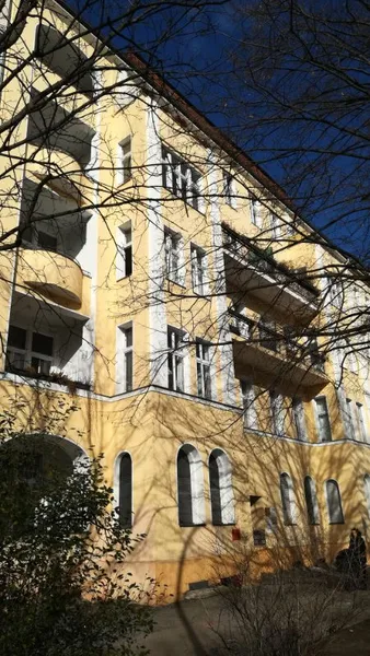Ein Stück Altbaugeschichte – frisch hergerichtet und bereit für ein neues Zuhause! — photo 1